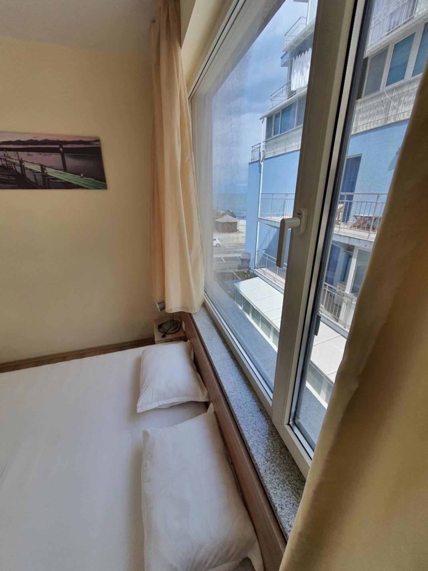Таня 10 Apartment Поморие Екстериор снимка