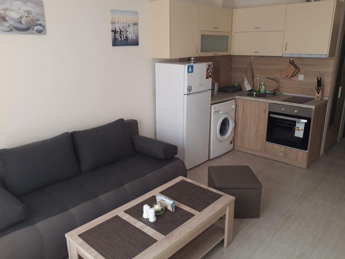 Таня 10 Apartment Поморие Екстериор снимка